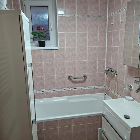 Vannet Villa *